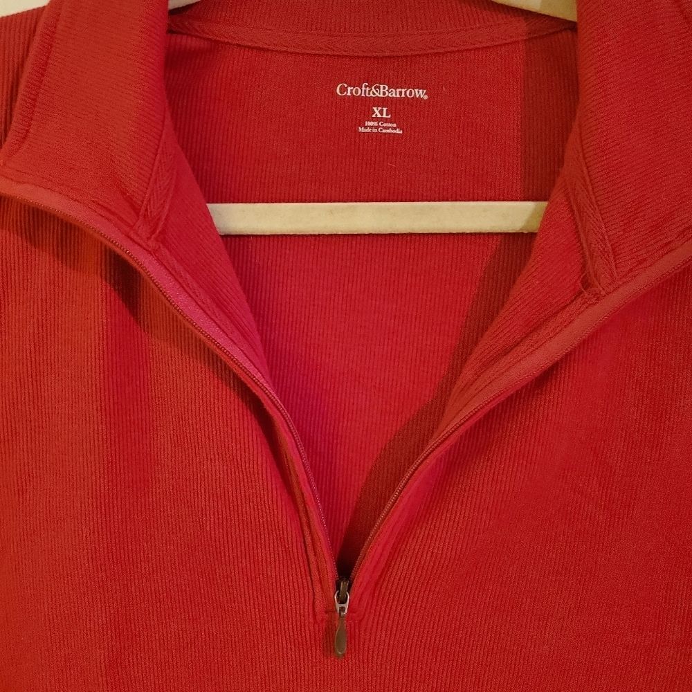 Red Top - Picture 3 of 7